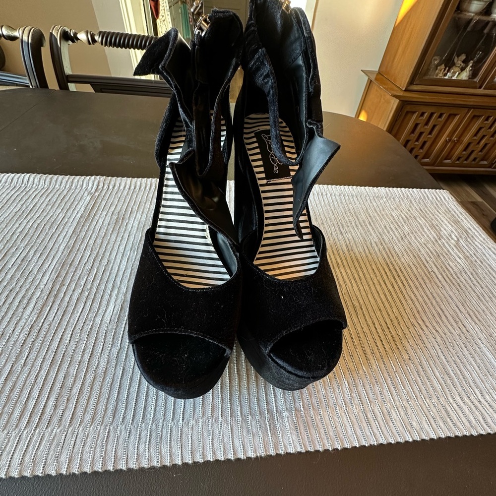 Dolls Kill Black Velvet Open-Toe Ruffle Ankle Heels with Bat Wings